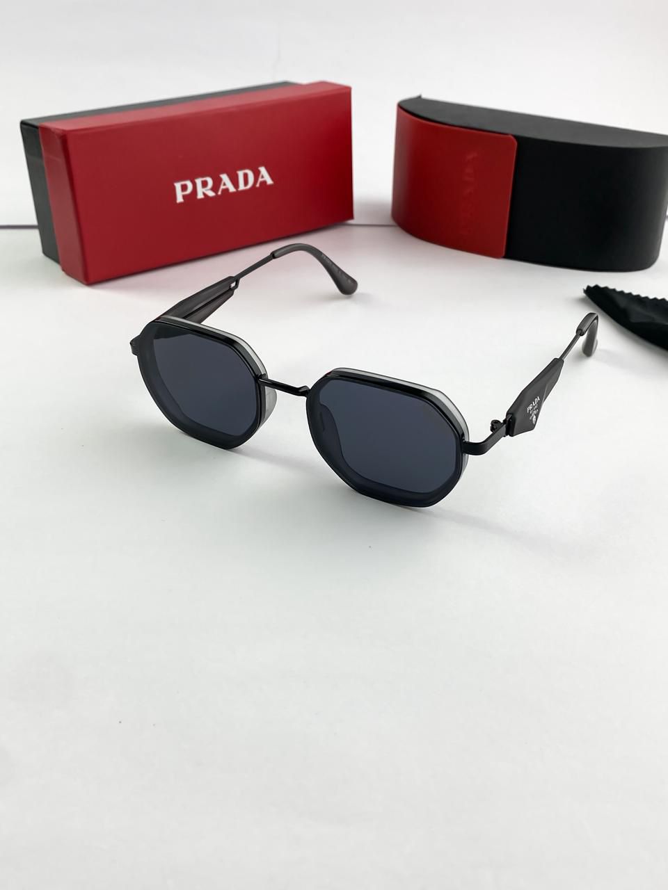 PRADA BLACK 110