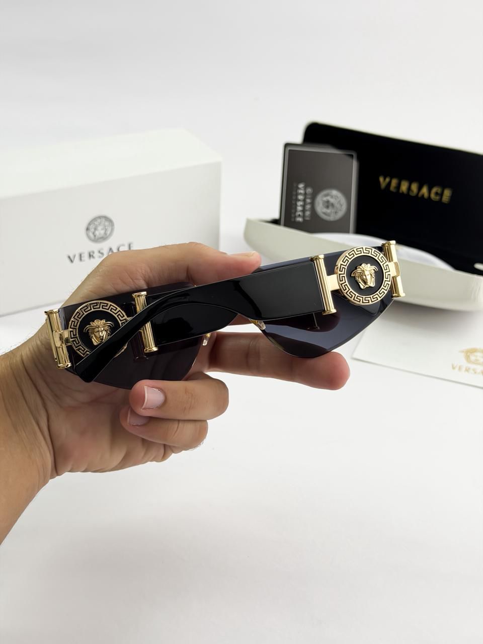 VERSACE GOLD BLACK 6773