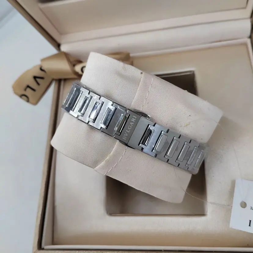 BVLGARI – ICONIC ROMAN ELEGANCE