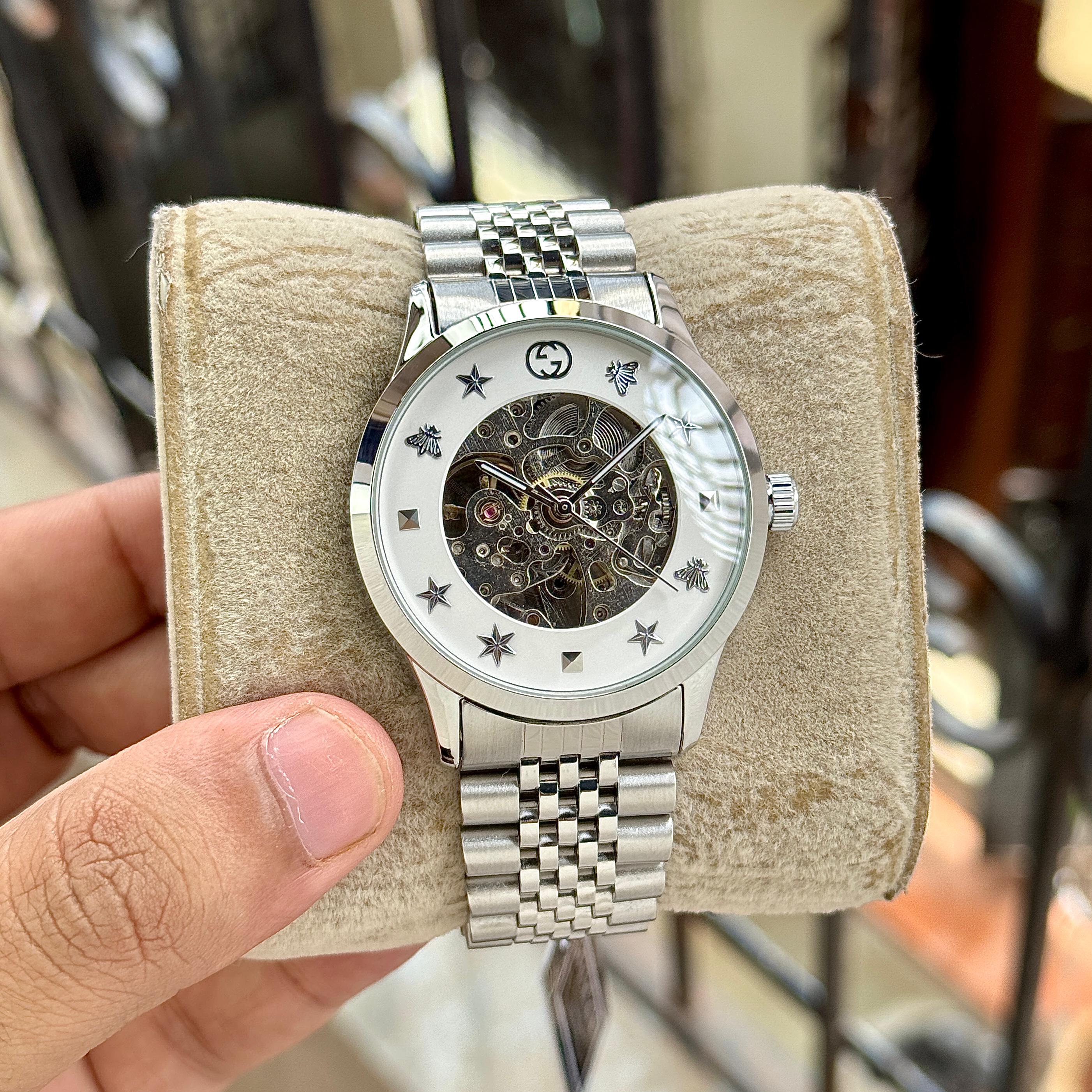 Authentic GUCCI stainless steel wristwatch ??? GUCCI] My first somewhat expensive watch : r/Watches main image 2